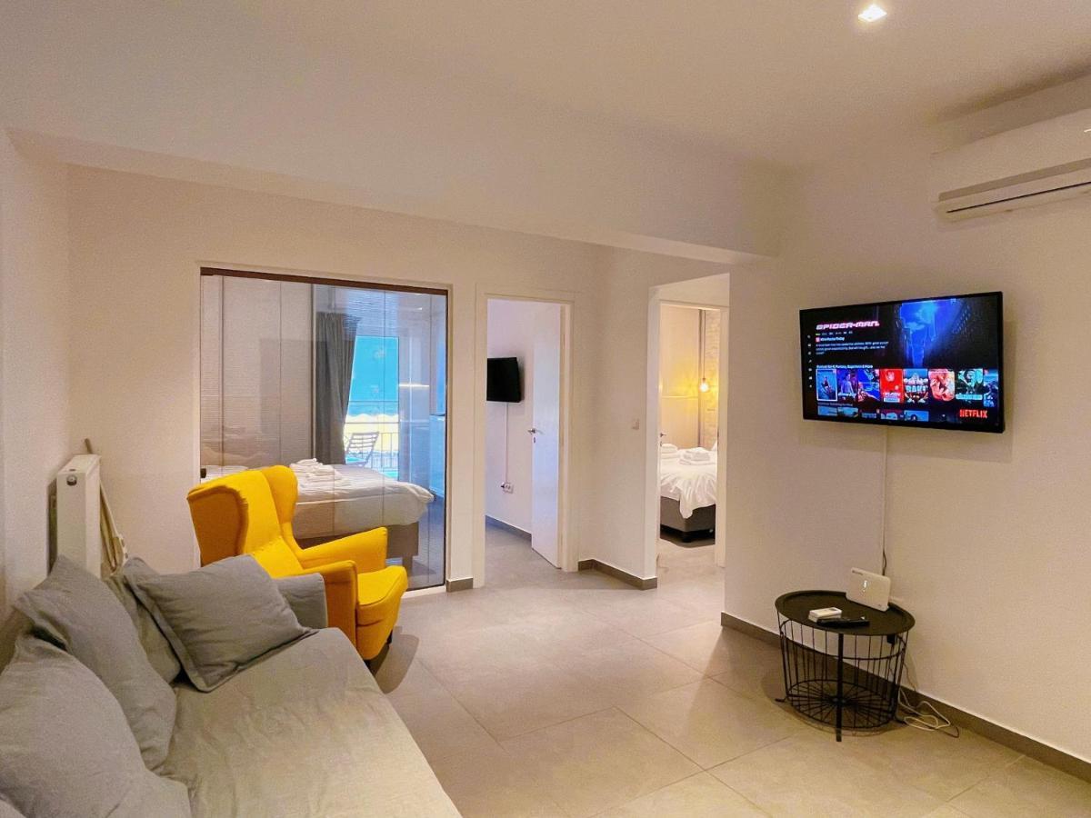 Wsd Hera Luxury Stylish 2Bd Apt With City View Balcony Near Merto เอเธนส์ ภายนอก รูปภาพ