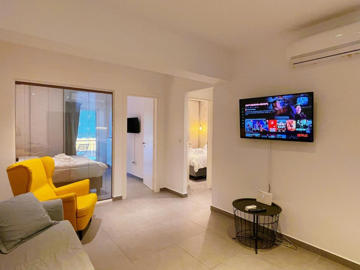 Wsd Hera Luxury Stylish 2Bd Apt With City View Balcony Near Merto เอเธนส์ ภายนอก รูปภาพ